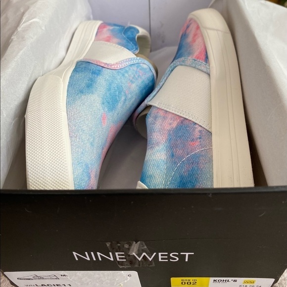 NEW Nine West Pink & Blue Sneaker Lacie Slipon Tie Dye Cushioned Insole Size 7.5 - Picture 6 of 8